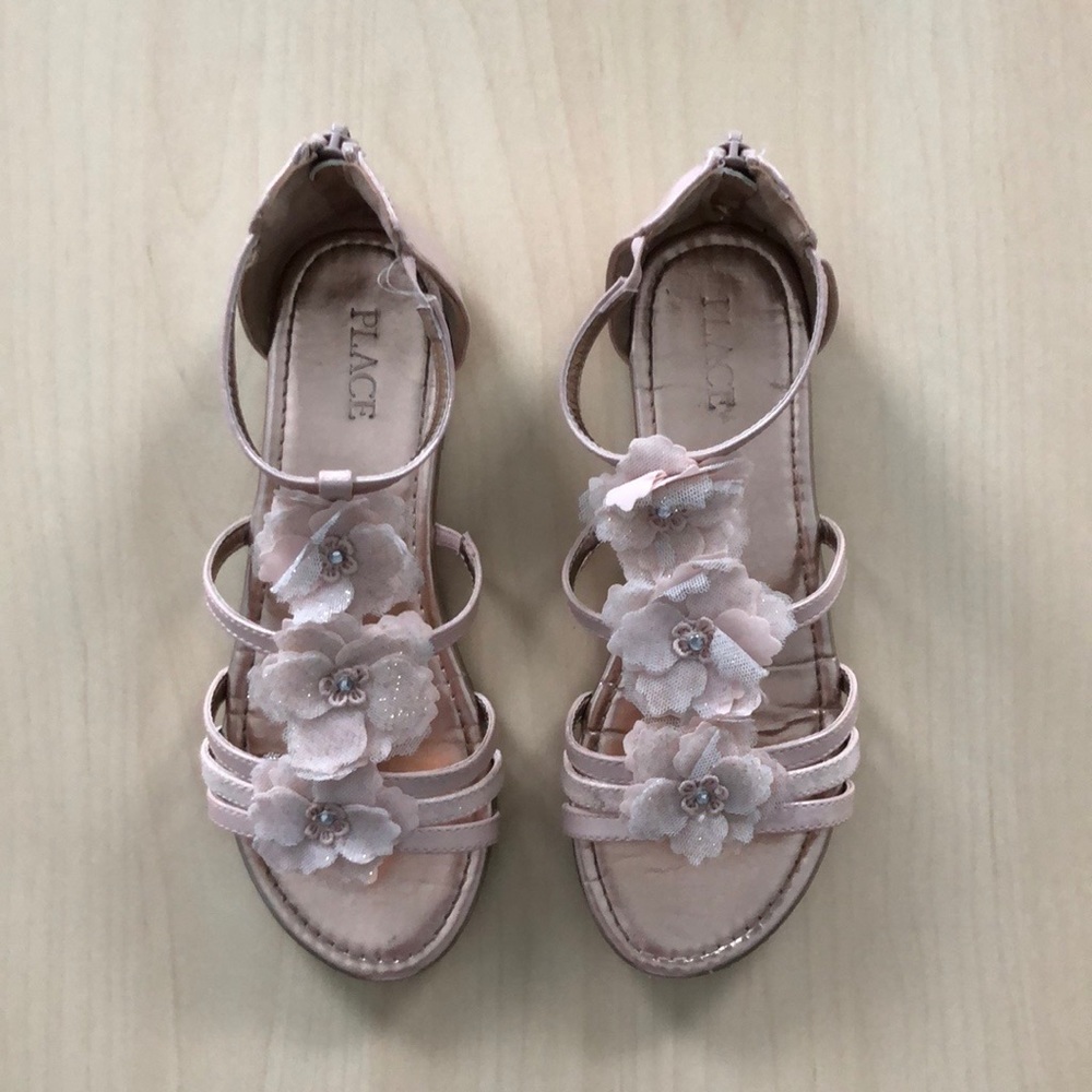 Children’s Place Girls Pink Sandals Size 4